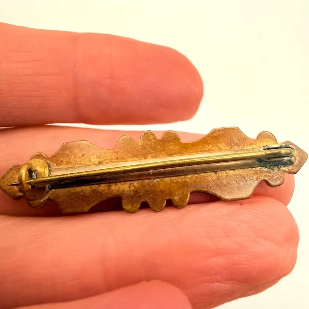 Antique Victorian Rose Gold Filled Leaf Brooch Engraved Foliate Bar Pin